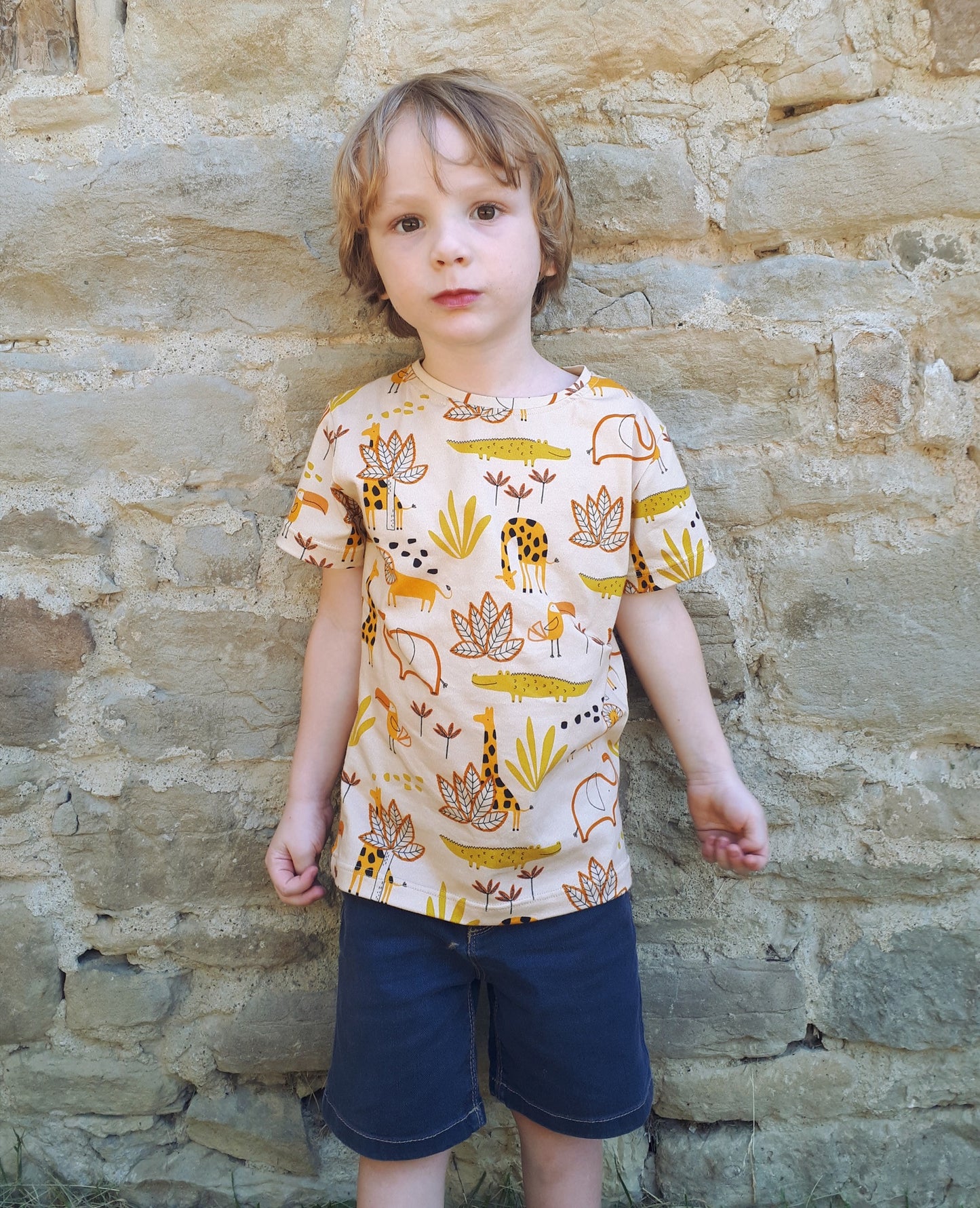 T-shirt Nascondino nella savana